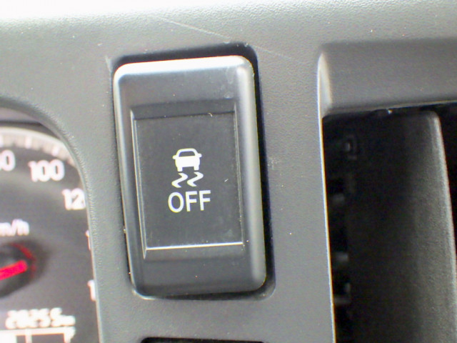 いすゞ フォワード 中型 クレーン付き 2PG-FRR90S1(95496) 25枚目