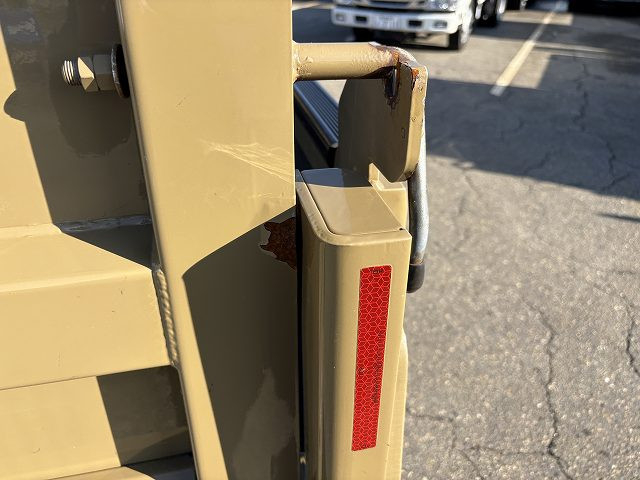 いすゞ エルフ 小型 Wキャブ TRG-NHS85A(95498) 19枚目