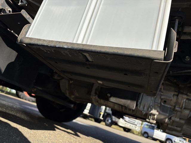 いすゞ エルフ 小型 Wキャブ TRG-NHS85A(95498) 30枚目