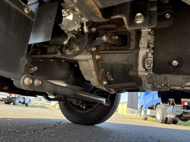 いすゞ エルフ 小型 Wキャブ TRG-NHS85A(95498) 33枚目