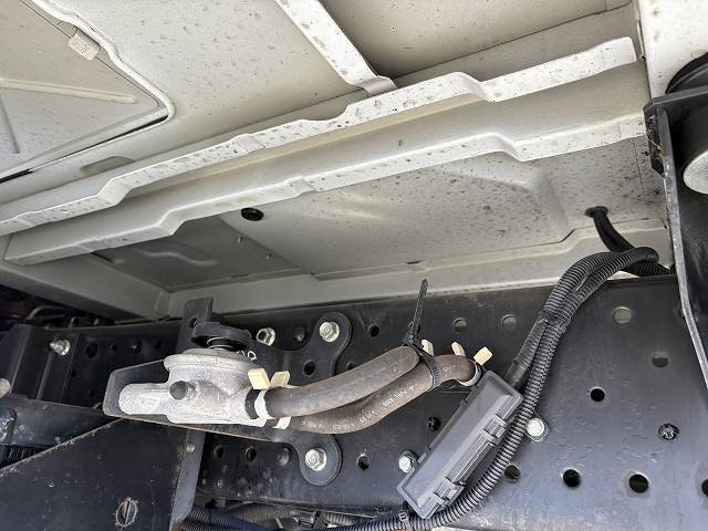 いすゞ エルフ 小型 Wキャブ TRG-NHS85A(95498) 40枚目