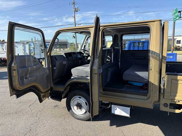 いすゞ エルフ 小型 Wキャブ TRG-NHS85A(95498) 47枚目