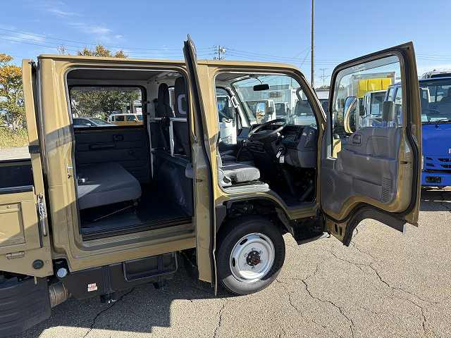 いすゞ エルフ 小型 Wキャブ TRG-NHS85A(95498) 48枚目