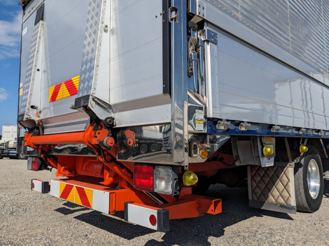 日野 レンジャー 中型 アルミウィング 2KG-FC2ABG(95500) 7枚目