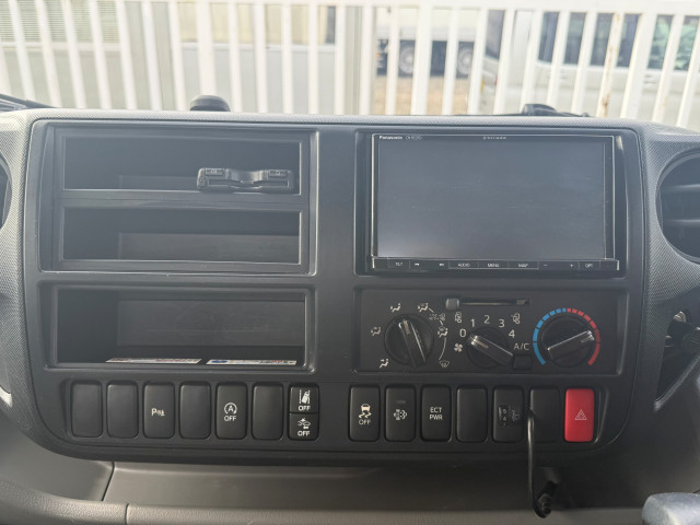 日野 デュトロ 小型 平ボディ 2RG-XZC710M(95503) 13枚目