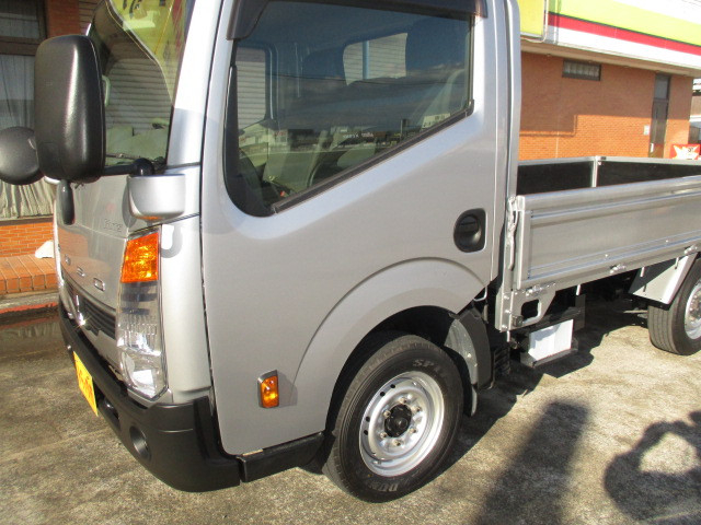 三菱ふそう キャンターガッツ 小型 平ボディ TKG-BSZ5F24(95502) 33枚目