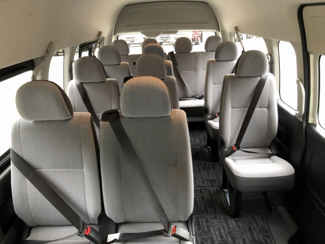 トヨタ 小型 バス 3DF-GDH223B(95504) 17枚目