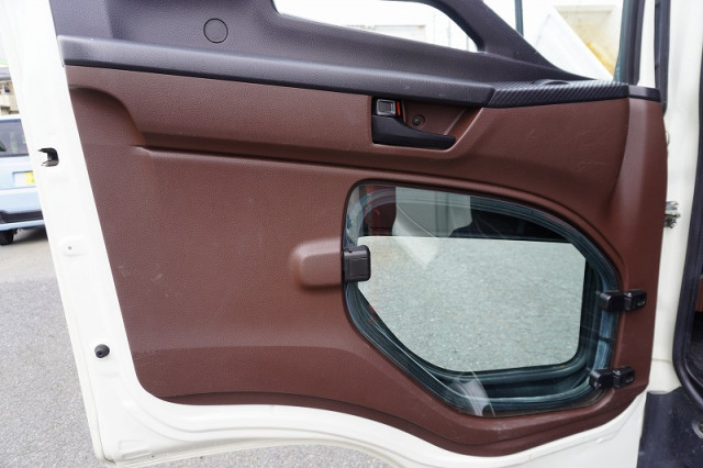 日野 レンジャー 中型 クレーン付き 2KG-FD2ABA(95152) 44枚目