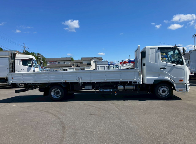 三菱ふそう ファイター 中型 平ボディ 2KG-FK62F(95507) 4枚目