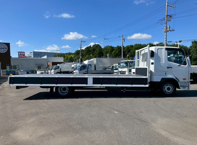 三菱ふそう ファイター 中型 平ボディ 2KG-FK62F(95507) 5枚目