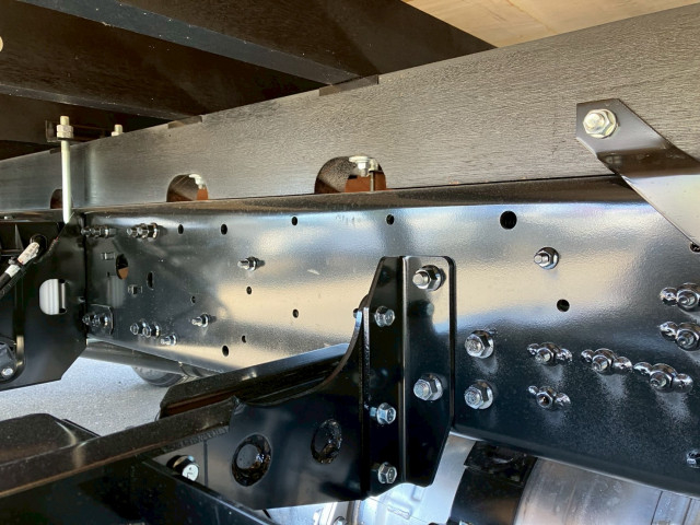 三菱ふそう ファイター 中型 平ボディ 2KG-FK62F(95507) 24枚目