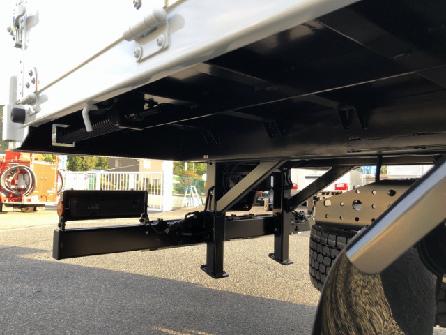 Mitsubishi Fuso canter Small Vehible loader 2PG-FEB90(95511) 32枚目