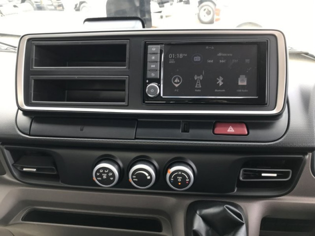 三菱ふそう キャンター 小型 平ボディ 2RG-FEB50(95515) 11枚目