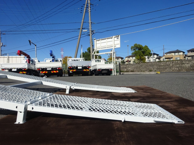 三菱ふそう キャンター 小型 車載専用車 2PG-FEB90(95516) 13枚目