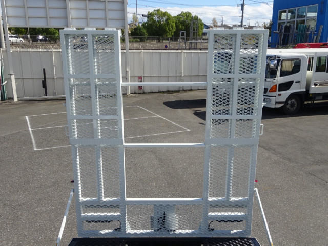 三菱ふそう キャンター 小型 車載専用車 2PG-FEB90(95516) 20枚目