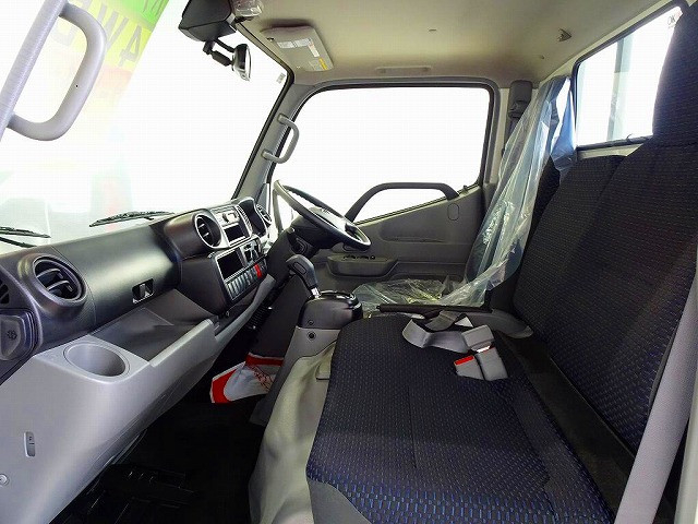 トヨタ ダイナ 小型 平ボディ 2DG-GDY281(95517) 8枚目