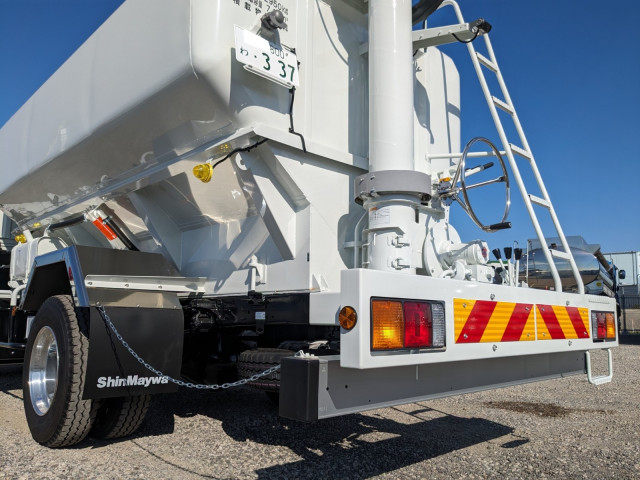 三菱ふそう ファイター 中型 バルク車 2KG-FK62F(95518) 8枚目