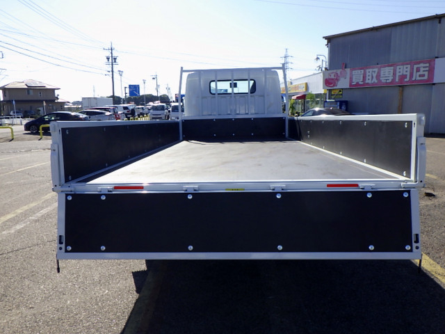 三菱ふそう キャンター 小型 平ボディ 2RG-FEB50(95519) 7枚目