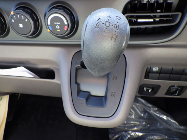 三菱ふそう キャンター 小型 平ボディ 2RG-FEB50(95519) 13枚目