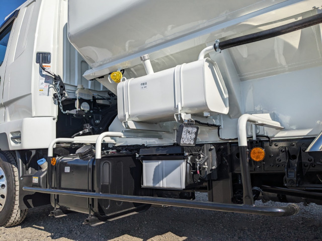 三菱ふそう ファイター 中型 バルク車 2KG-FK62F(95518) 27枚目