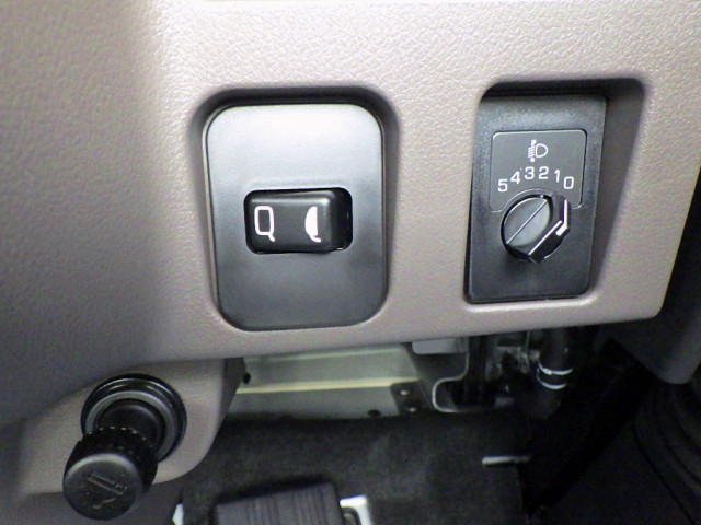 三菱ふそう キャンター 小型 平ボディ 2RG-FEB50(95519) 17枚目