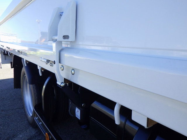 三菱ふそう キャンター 小型 平ボディ 2RG-FEB50(95519) 29枚目