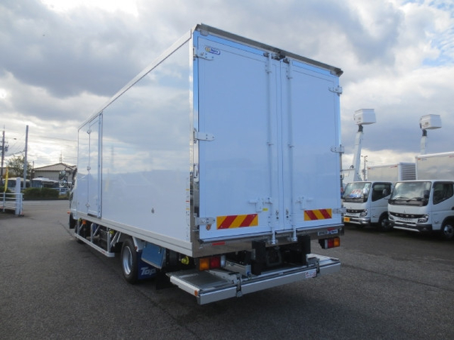 三菱ふそう ファイター 中型 冷凍冷蔵バン 2KG-FK65F(95521) 5枚目