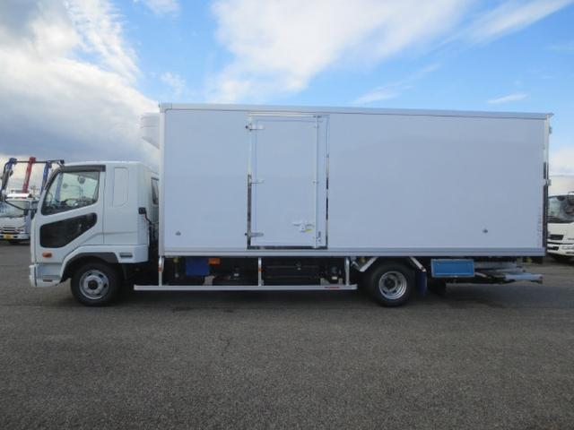 三菱ふそう ファイター 中型 冷凍冷蔵バン 2KG-FK65F(95521) 9枚目