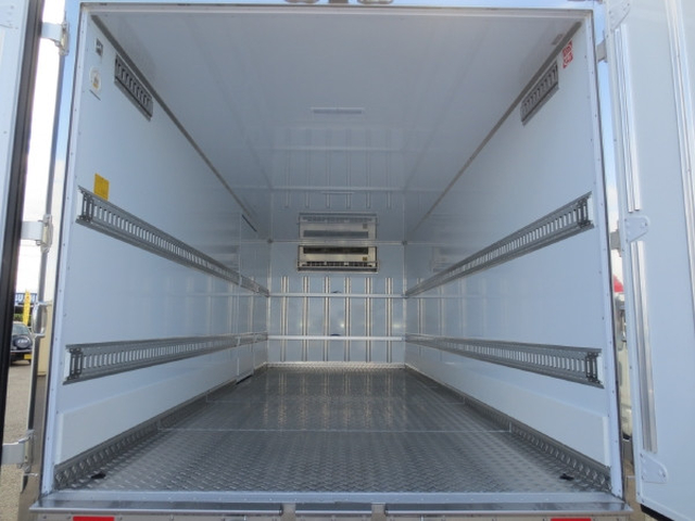 三菱ふそう ファイター 中型 冷凍冷蔵バン 2KG-FK65F(95521) 10枚目