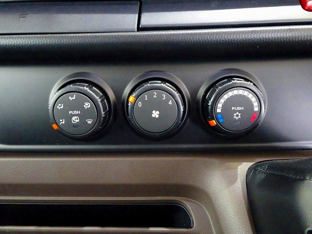 三菱ふそう キャンター 小型 Wキャブ 2RG-FBA20(95522) 11枚目