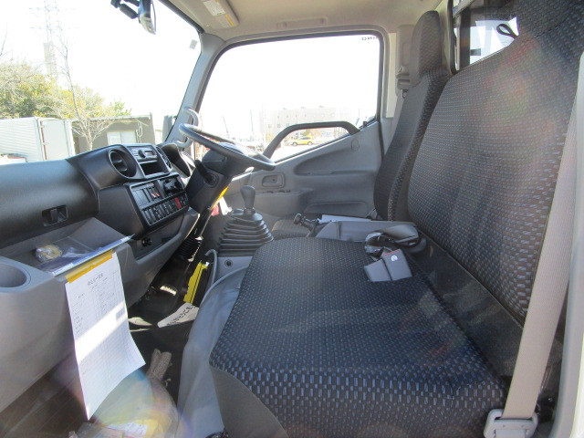 日野 デュトロ 小型 コンテナ専用車 2KG-XZU605M(95523) 19枚目