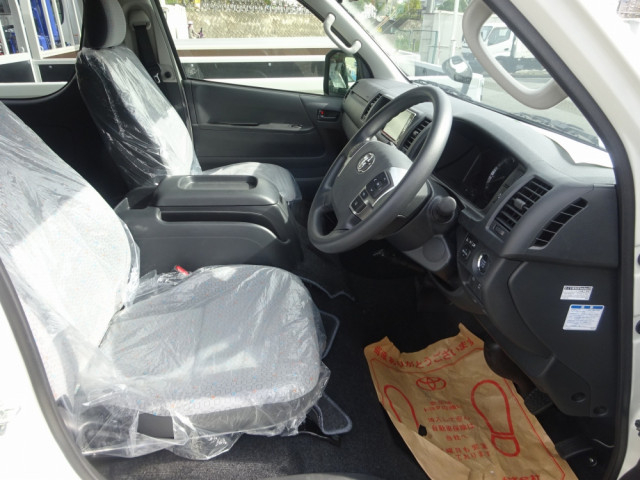 トヨタ 小型 バス 3DF-GDH223B(95525) 4枚目