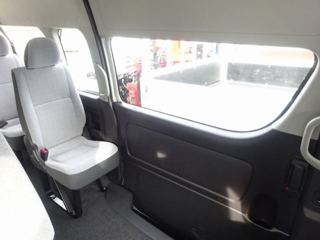 トヨタ 小型 バス 3DF-GDH223B(95525) 17枚目