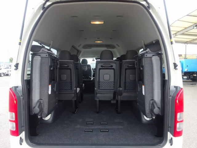 トヨタ 小型 バス 3DF-GDH223B(95525) 20枚目