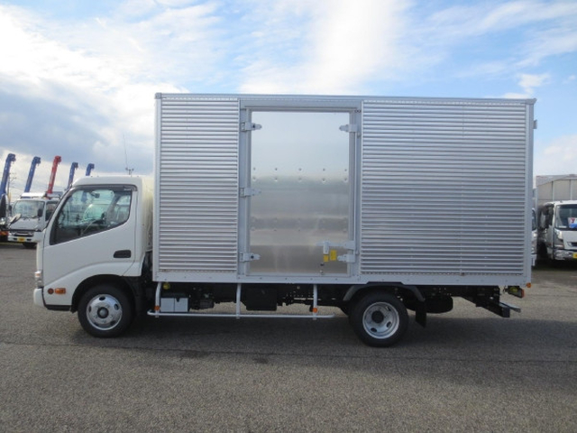 日野 デュトロ 小型 アルミバン 2KG-XZU655M(95527) 9枚目