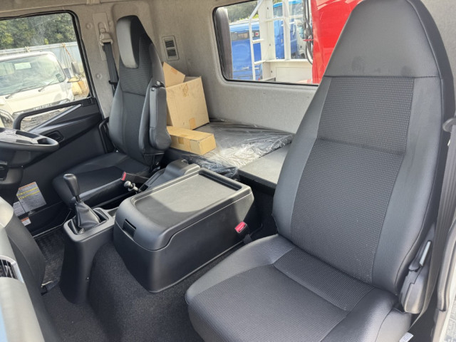 三菱ふそう ファイター 増トン クレーン付き 2DG-FQ62F(95526) 37枚目