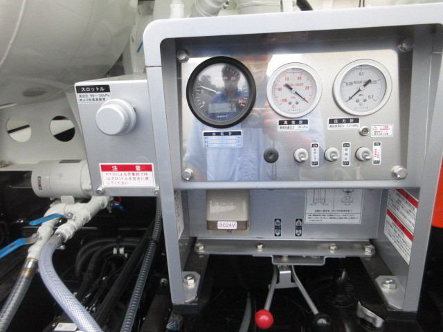 日野 レンジャー 中型 バキュームカー 2PG-FD2ABA(95532) 15枚目