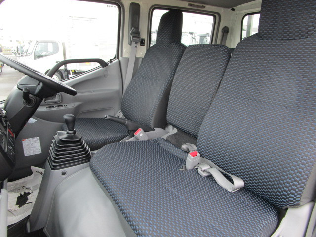 日野 デュトロ 小型 Wキャブ 2KG-XZU605M(95533) 19枚目