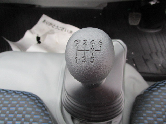 日野 デュトロ 小型 Wキャブ 2KG-XZU605M(95534) 18枚目