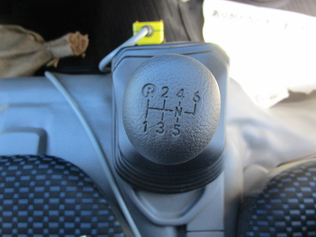 Hino dutro Small Arm roll trucks  2KG-XZU605M(95536) 15枚目