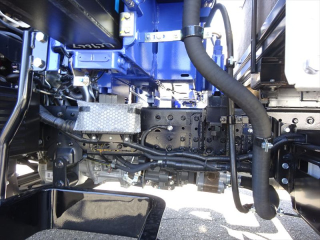 三菱ふそう キャンター 小型 クレーン付き 2RG-FEB80(95540) 9枚目