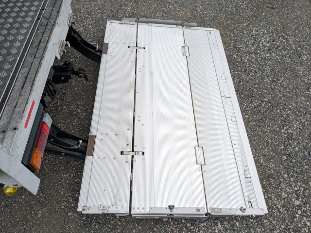 三菱ふそう キャンター 小型 アルミウィング 2RG-FEB80(95547) 12枚目