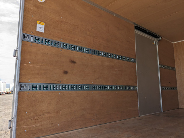 三菱ふそう キャンター 小型 アルミバン 2RG-FEB50(95546) 19枚目