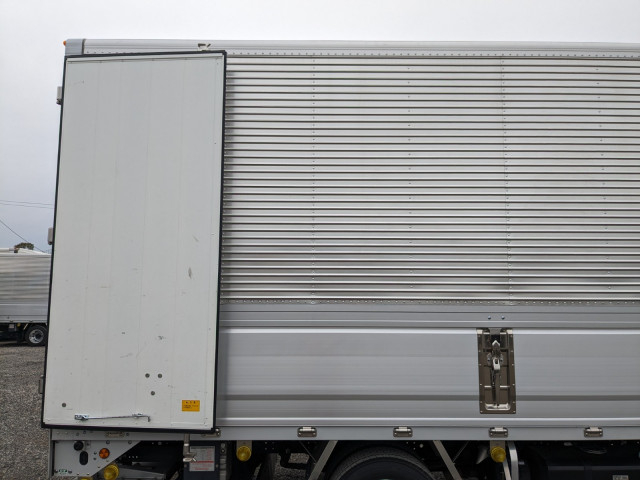 三菱ふそう キャンター 小型 アルミウィング 2RG-FEB80(95547) 30枚目