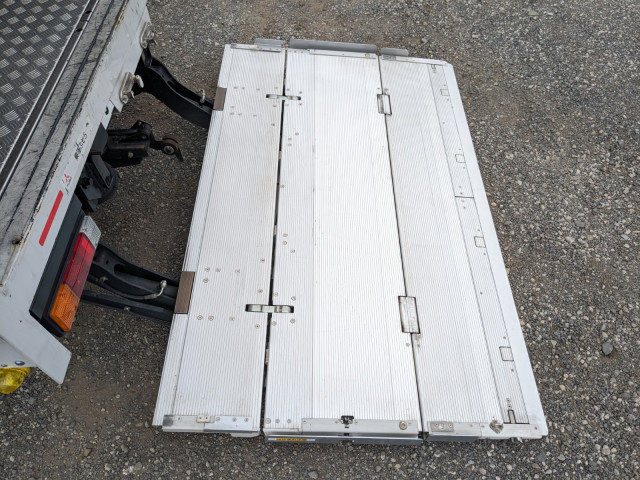 三菱ふそう キャンター 小型 アルミウィング 2RG-FEB80(95548) 11枚目