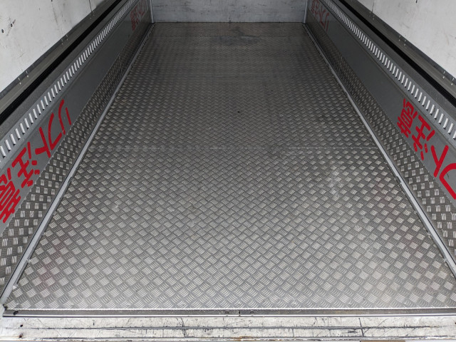 三菱ふそう キャンター 小型 アルミウィング 2RG-FEB80(95548) 15枚目