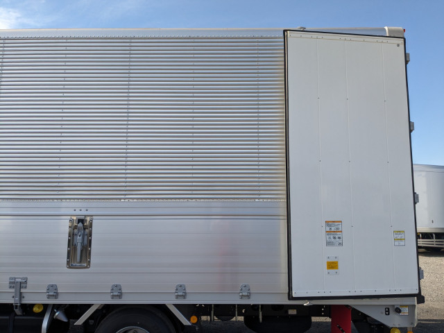 UDトラックス（日産） コンドル 中型 アルミウィング 2RG-BRR90T2(95550) 20枚目