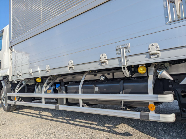 UDトラックス（日産） コンドル 中型 アルミウィング 2RG-BRR90T2(95550) 25枚目