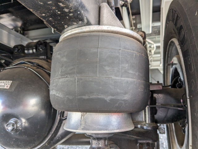 UDトラックス（日産） コンドル 中型 アルミウィング 2RG-BRR90T2(95550) 30枚目