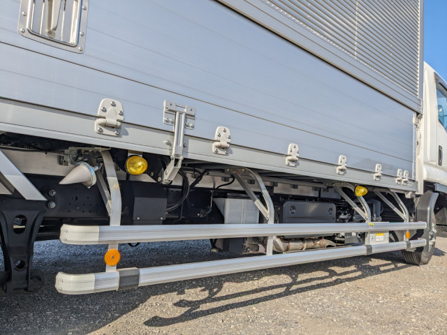 UDトラックス（日産） コンドル 中型 アルミウィング 2RG-BRR90T2(95550) 32枚目